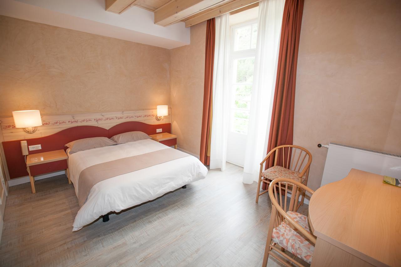 Hotel Le Mirval La Brigue Exteriér fotografie